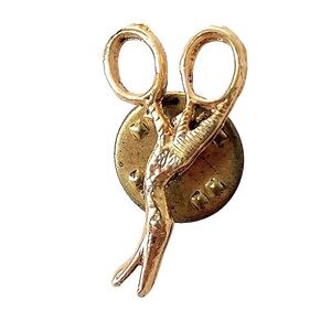 Vintage Special Olympics Gold Tone Person On Olympic Rings Lapel Hat Pin